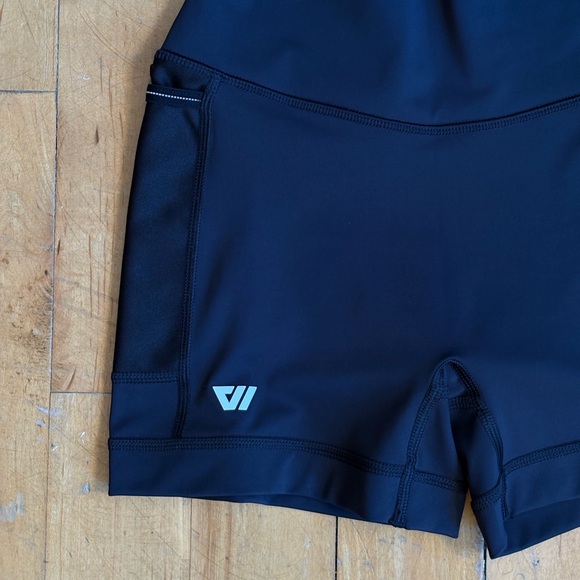 WOLACO Women’s Core Half Tight - Picture 2 of 5